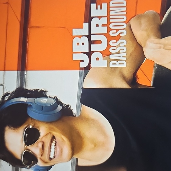 New JBL Tune 720BT- Wireless Over-Ear Headphones 76H Foldable Lightweight Blue - Picture 6 of 12